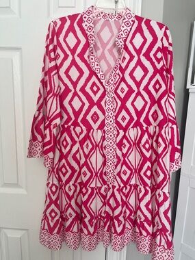 Amazon Pink and White Geometric Tiered Tunic Dress